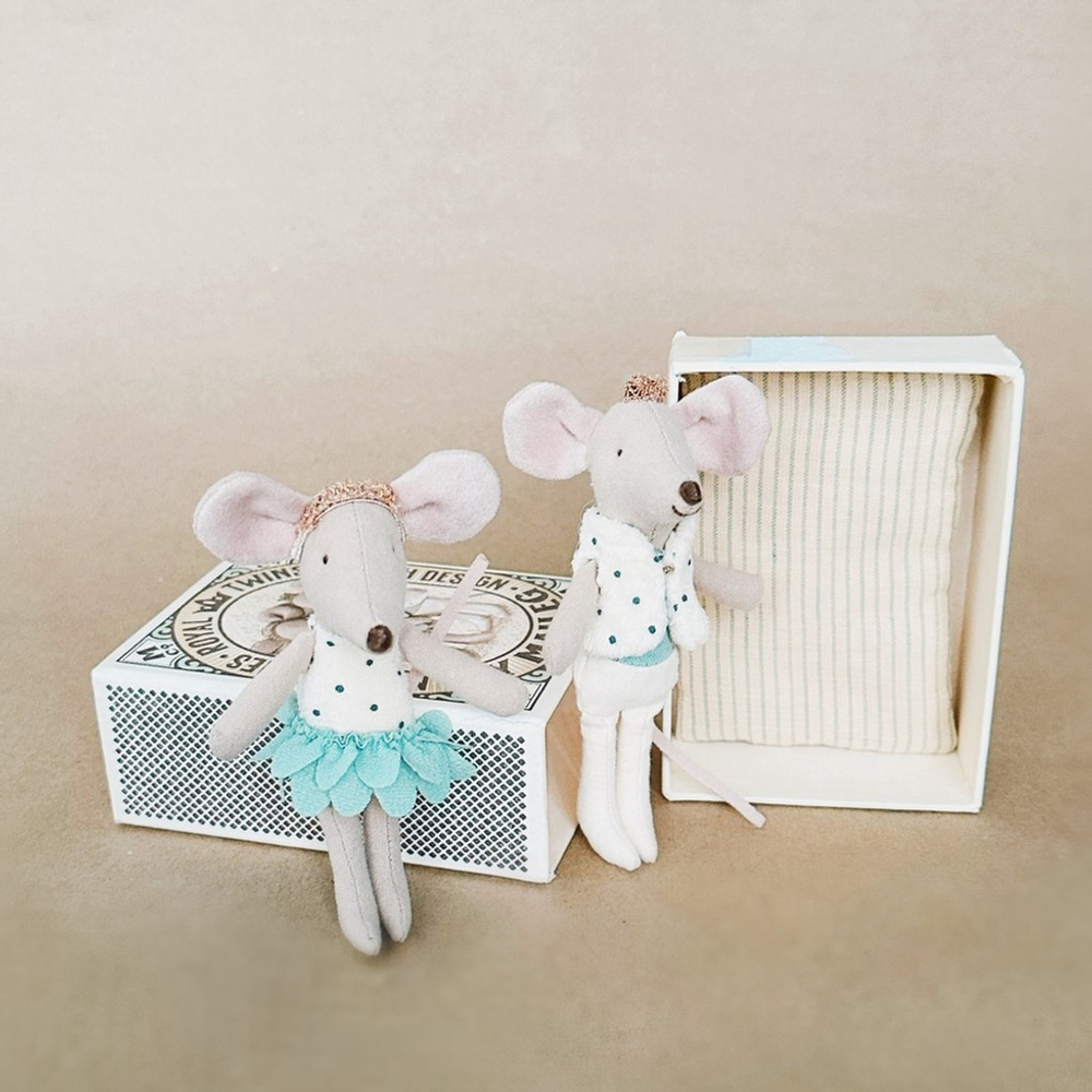 Retired Maileg Royal Twins Mice, Little sister and brother in Box​ - Picture 2 of 15